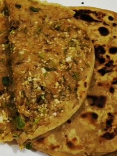 पनीर पराठा (Paneer paratha recipe in hindi) रेसिपी मुख्य फोटो