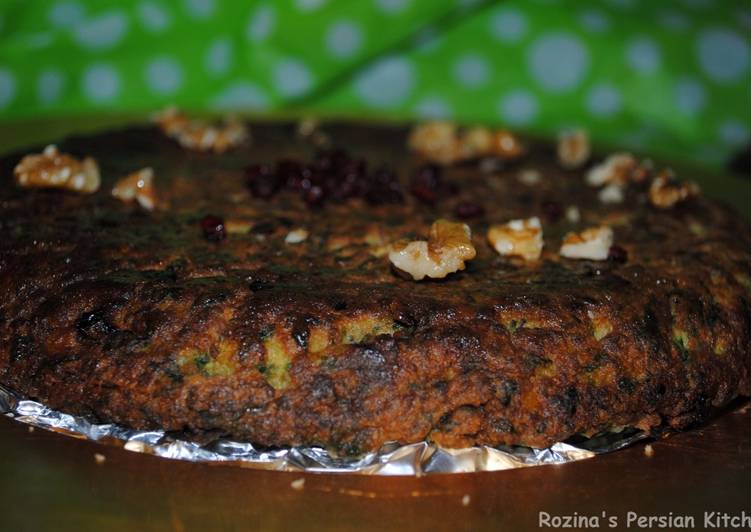 Recipe of Quick Persian Spinach & ground beef frittata