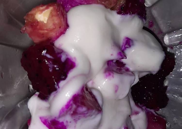 Yogurt KW saus salad buah with EGM DAIRY FREE