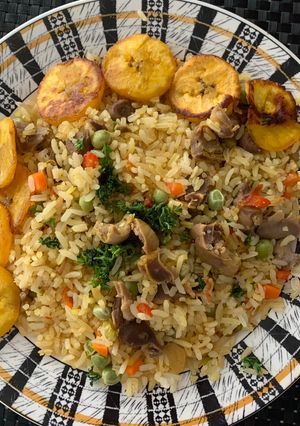 Una foto de Arroz con mollejas y corazones