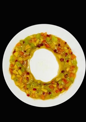 A picture of Fruit Custard without Custard (Only fruits).