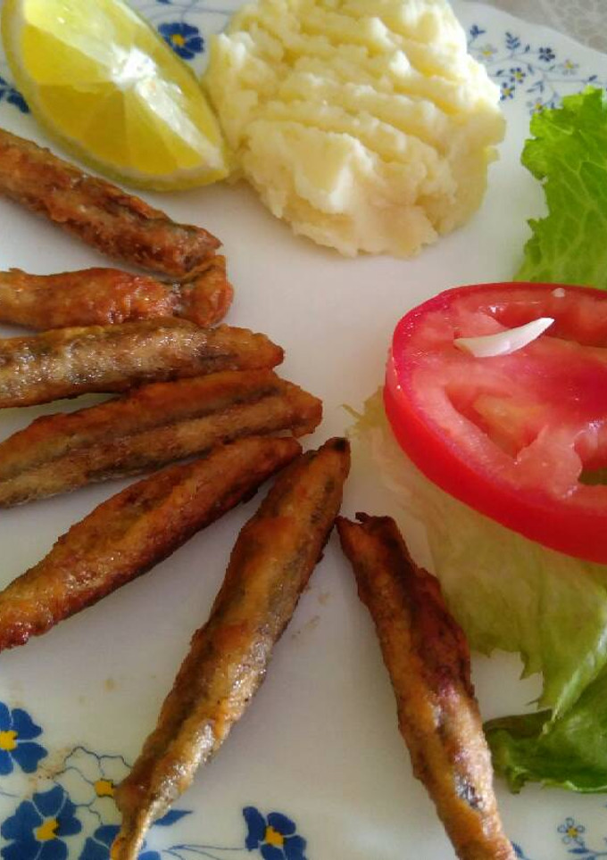 Una foto de Boquerones Fritos