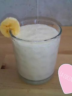 Una foto de Lassie de plátano (batido indhú)🍌
