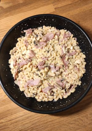 Une photo de Coquillettes bacon Saint Môret