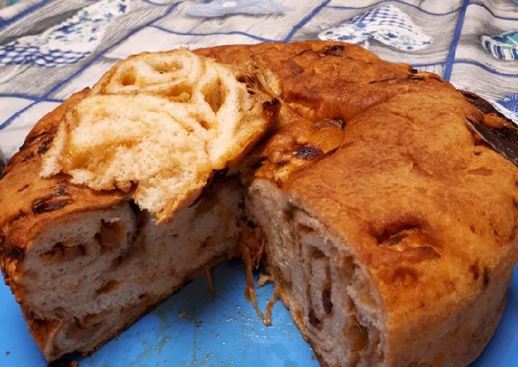 Recipe of Any-night-of-the-week Focaccia voltata con la cipolla novella &#34;spinźal&#34; glutenfree