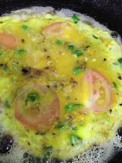 صورة لوصفة اومليت البيض بالبطاطا 🍳🥚🌹