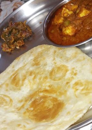 A picture of Shahi paneer.