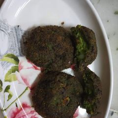 Palak matar ki Tikki A picture of Palak matar ki Tikki.