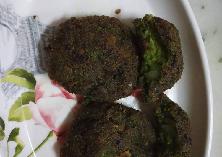 How to Make Quick Palak matar ki Tikki