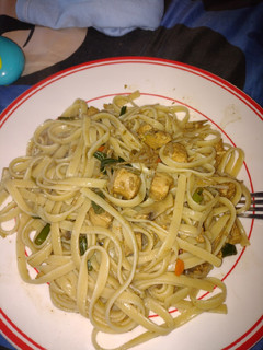 Una foto de Fideos con salsa de soya