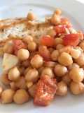 Ensalada rapidísima, ligera y fresquita de garbanzos