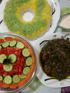 عکسی از دستور خورش آلو اسفناج