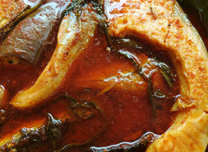 Gambar Salmon Asam Pedas