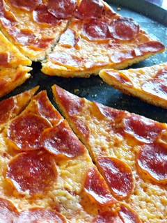 Una foto de Pizza de pepperoni🤩🤤