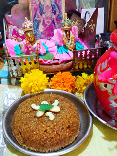 લાપસી (Lapsi Recipe In Gujarati) રેસીપી મુખ્ય ફોટો