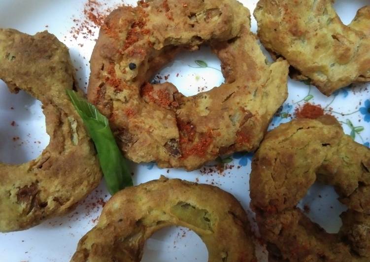 Recipe of Super Quick Air Fryer Masoor Dal Ring Pakora