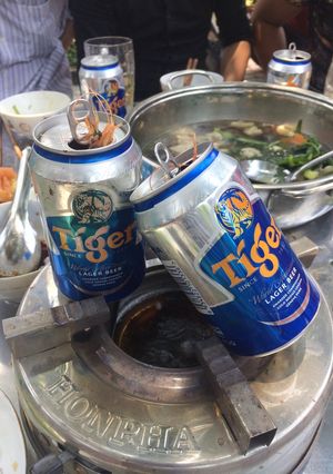 Hình của món Tôm hấp lon bia..