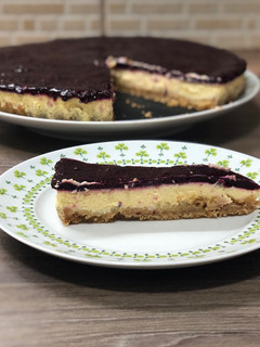 Erdei gyümölcsös sajttorta recept fotója