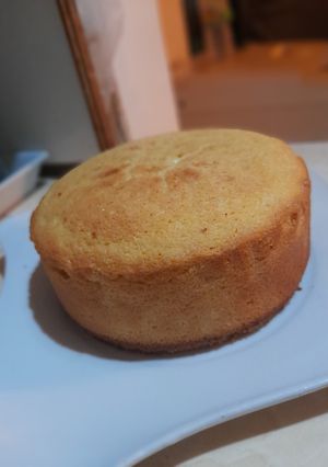 Una foto de Bizcocho/Ponqué de Vainilla súper esponjoso y húmedo