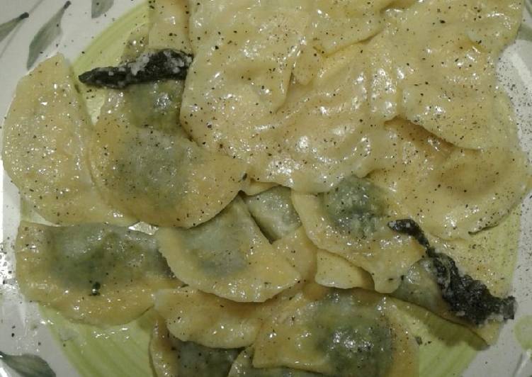 Ravioli ricotta e profumo di limone