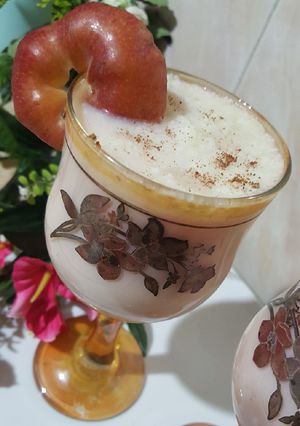 A picture of Apple Milk Shake.