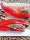 Peperoni ripieni di carne macinata e mozzarella