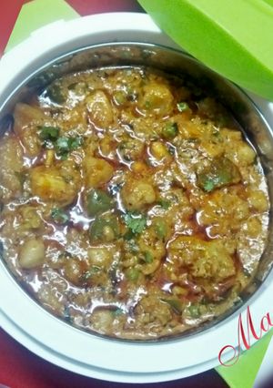 A picture of Mix veg curry(Restaurant style).
