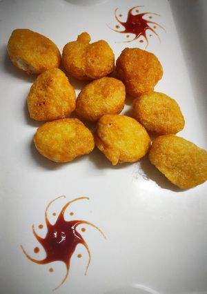 A picture of Urad Dal Vada.