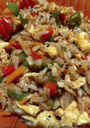 Una foto de Yakimeshi fácil de camarón