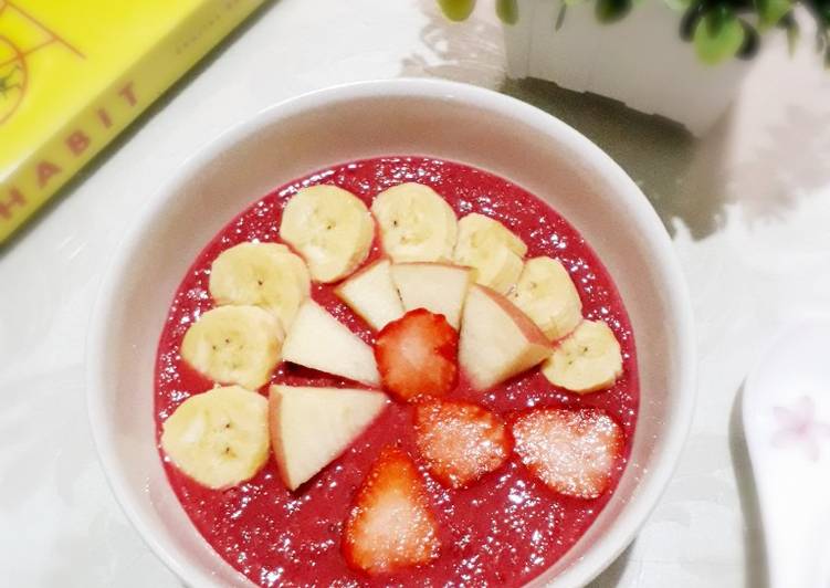 Bagaimana Menyiapkan Red Smoothie Bowl, Lezat