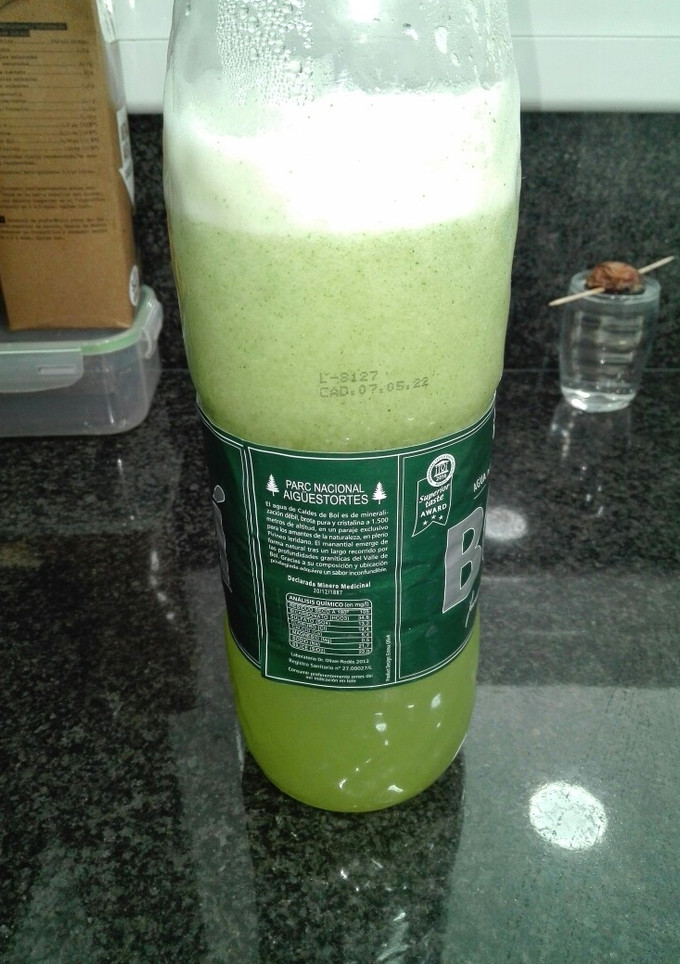 Una foto de Limonada con hierbabuena