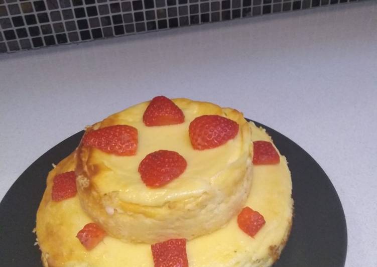 Simple Way to Prepare Favorite Simple London Two Tiered Cheesecake