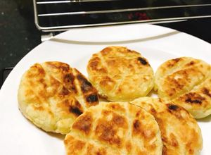 Hình của món Bánh Khoai Mì Nướng Than.