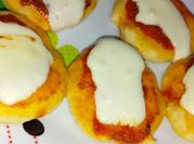 Una foto de masa para pizzetas