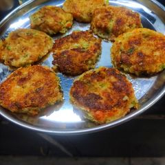 A picture of Swadisht sabziyon se bani tikki.