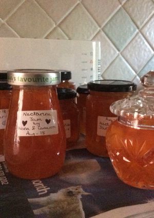 A picture of Nectarine jam.