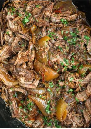 A picture of Crockpot Chipotle Shredded Beef.