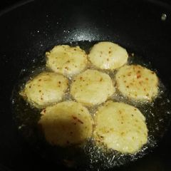 A picture of Bread coins.