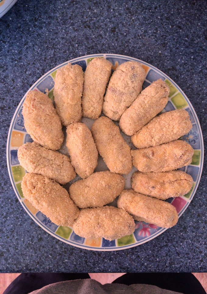 Una foto de Croquetas de boletus y jamón