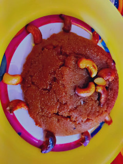 बटरस्कॉच हलवा (Butterscotch Halwa Recipe in Hindi) रेसिपी मुख्य फोटो