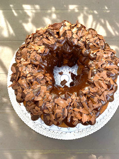 Foto di Ciambellone di Cioccolato con Crema al Latte Condensato
