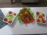 تهیه غذا با مواد موجود در خانه