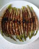 Măng tây cuốn thịt