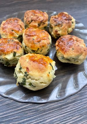 Medvehagymás pogácsa húsvétra 🐇🥚 recept fotója