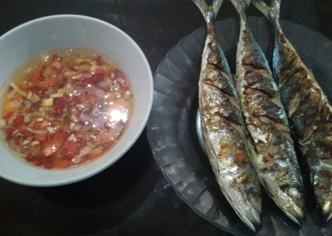 Ikan bakar dabu-dabu iris