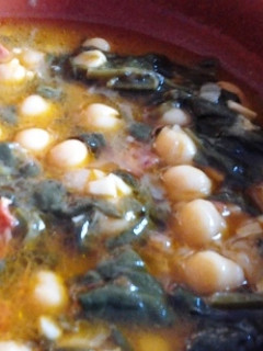 Una foto de Garbanzos con espinacas
