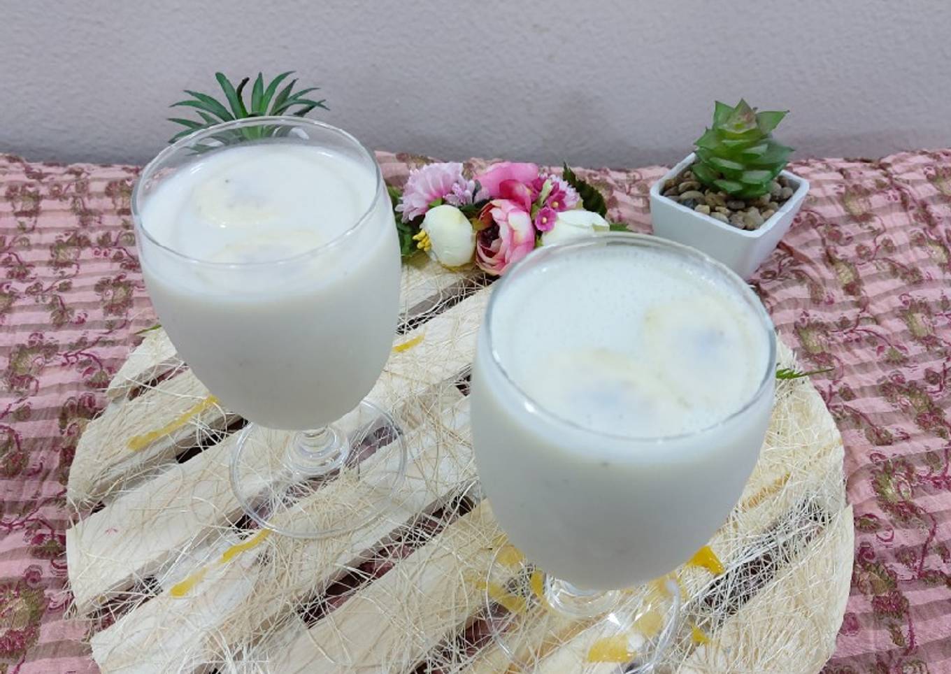 Banana milk shake