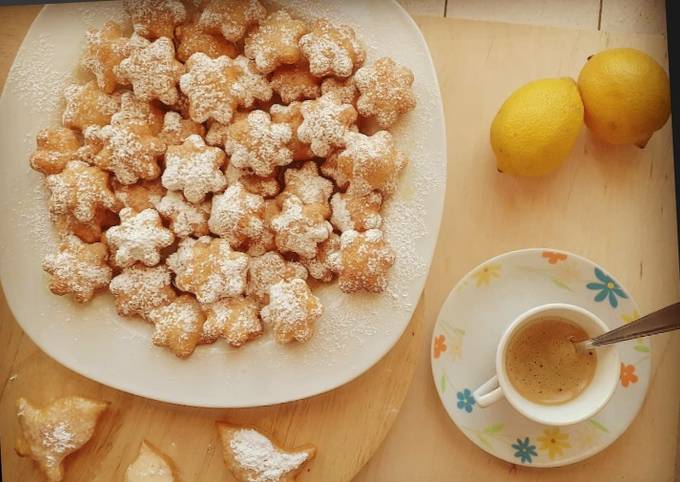 Fiorellini di pasta frolla al limone