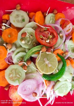 A picture of Colour full veggies salaid.