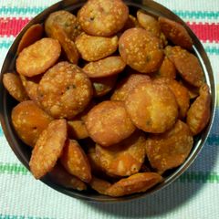 A picture of Mini Tattai (Snacks From Tamilnadu).